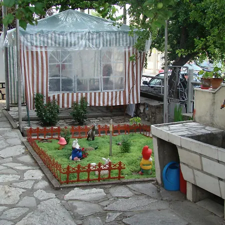 Hristovi Guest house